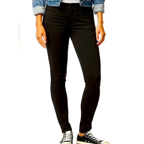 Signature by Levi Strauss Denim - Levi Strauss Signature Gold Women's Modern Skinny Jeans, black, size 14T